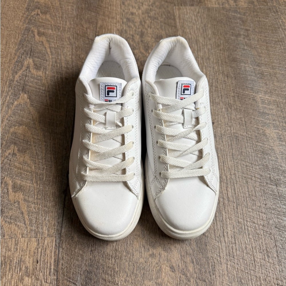 FILA 6.5 White Casual Sneakers